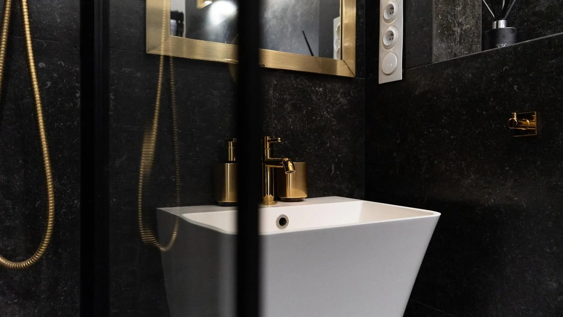 Apartament Glamour Prywatne Jacuzzi Starowislna Kraków 0*,  Polen